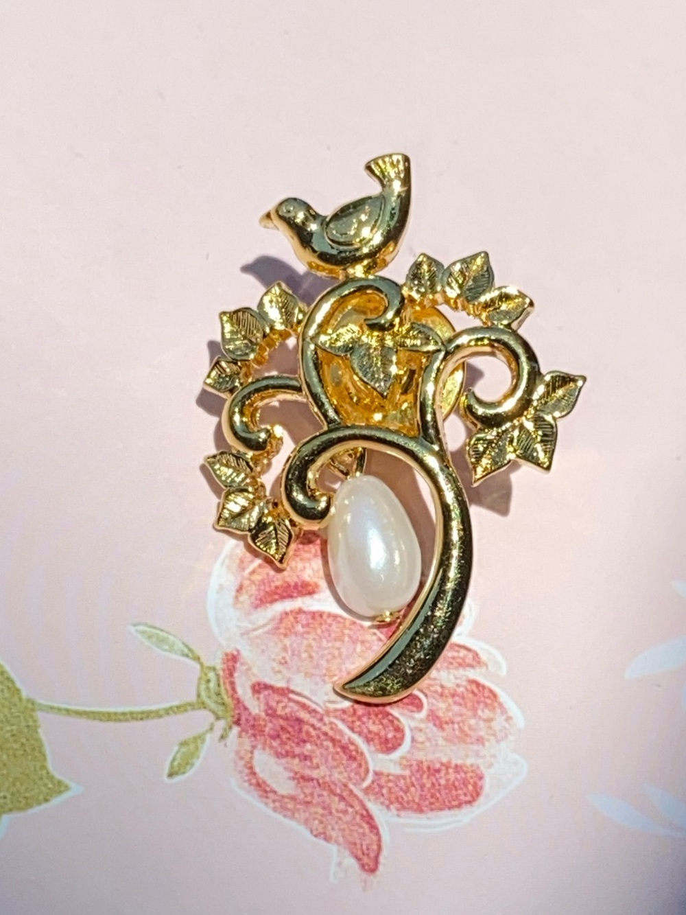 Avon Gold-tone Floral Bird Brooch with Pearl Accent